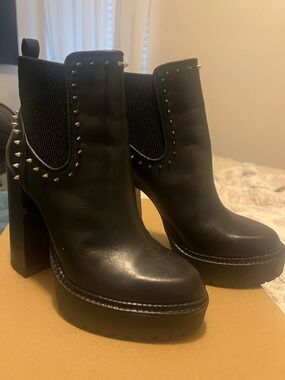 Gianni Bini Black Studded Platform Chelsea Boot